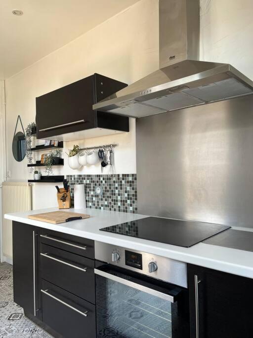 Duplex De Charme En Centre Ville Avec Terrasse Brive-la-Gaillarde Dış mekan fotoğraf
